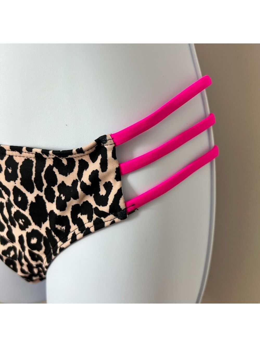 Leopard Print Hot Pink Strappy High Cut Bikini Set - Picture 8 of 10